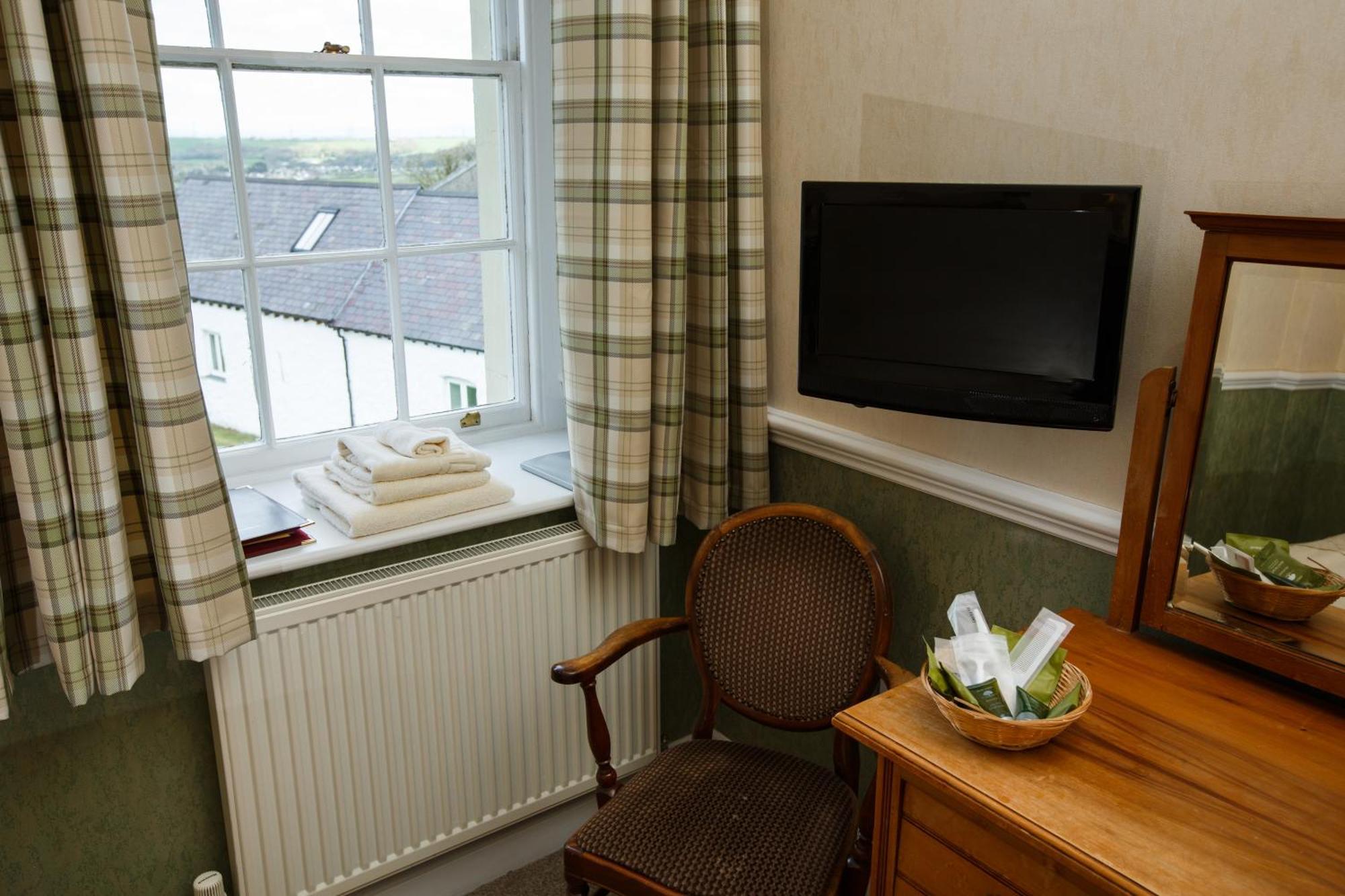 Portclew House Hotel Pembroke Exterior photo