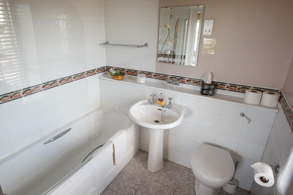Portclew House Hotel Pembroke Room photo
